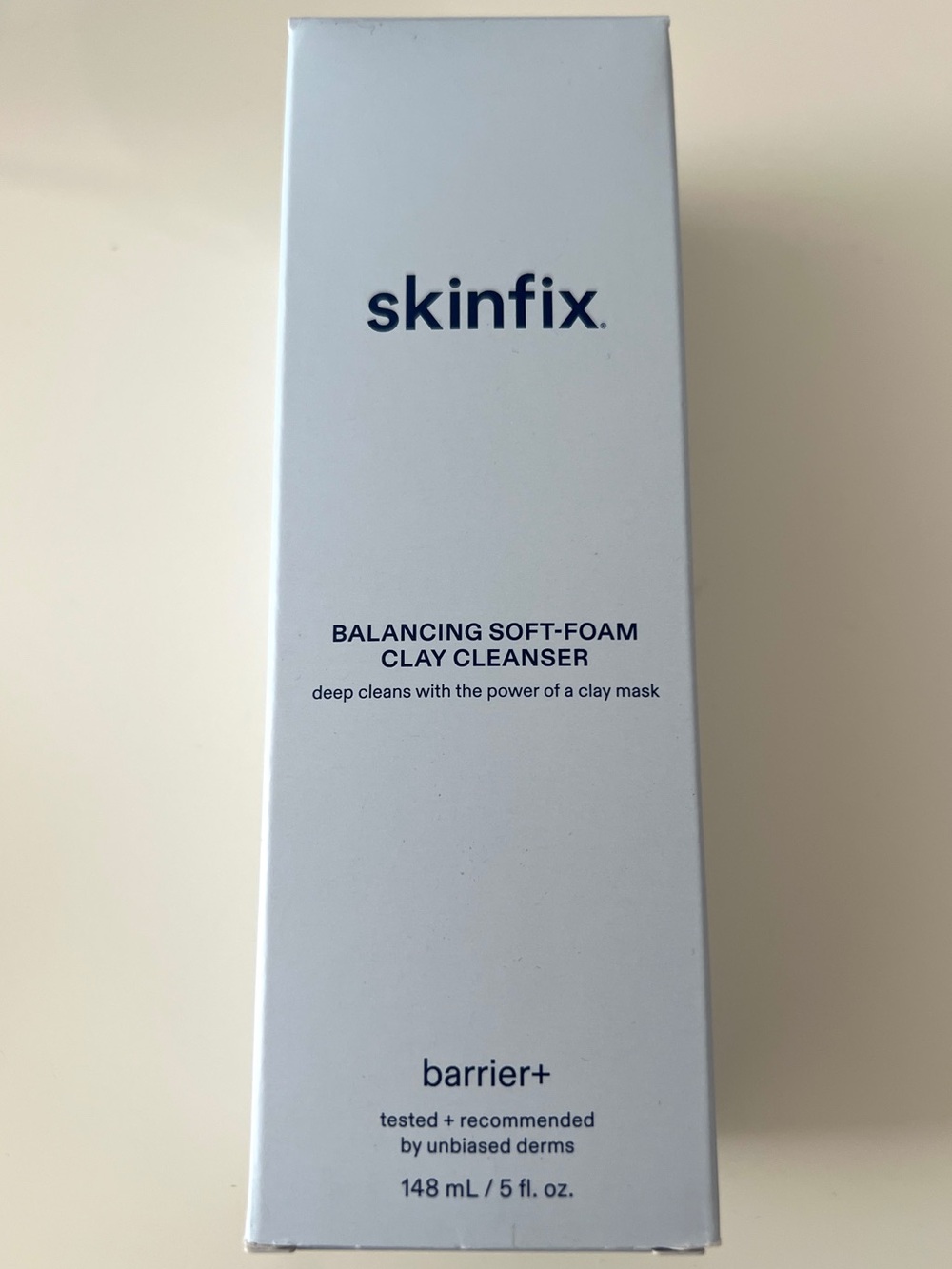 Skinfix Balancing Soft-Foam Pore-Minimizing Clay Cleanser